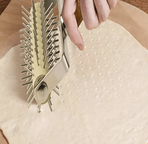 Pizza Hole Puncher, Cake Pie Pizza Cookies Bread Pastry Dough Docker Roller Wheel Hole Punch for Cake Pie Bread Pastry Baking Tool(13.3x20.5x5cm) - Image 2